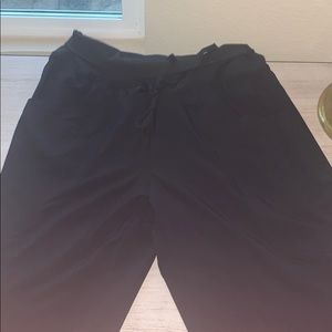 Fabletics black flowy yoga pants!